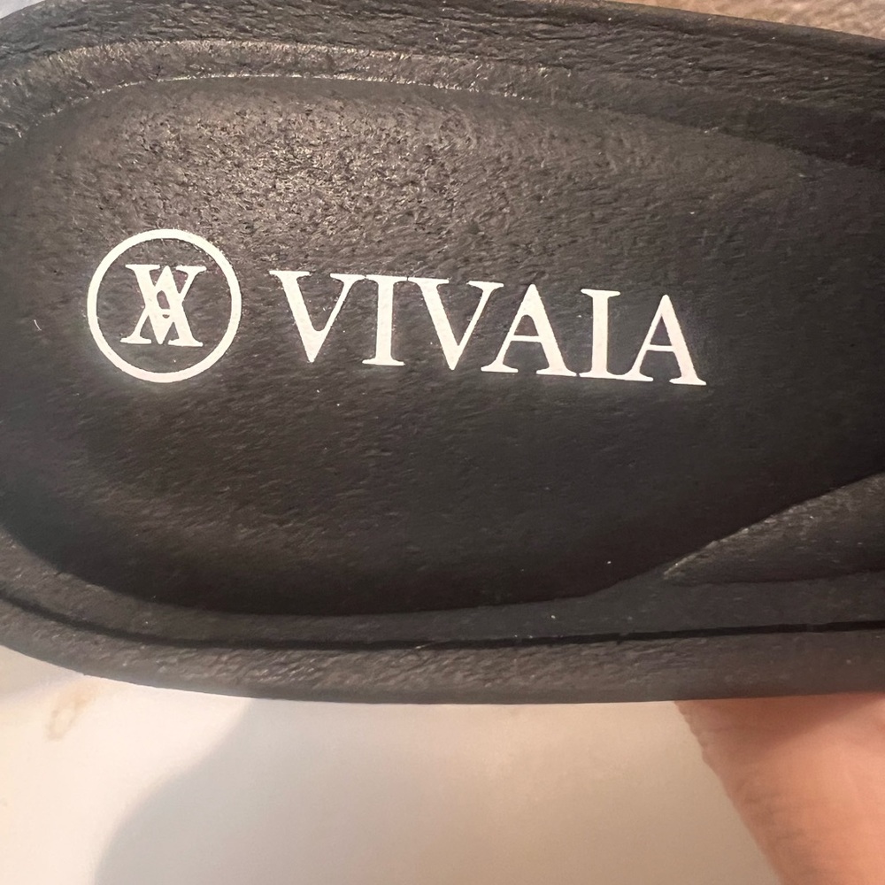 VIVAIA Tamia Almond Toe Slingback  Wedge Sandals in Black Crochet Size 8.5 (39) - Picture 7 of 8